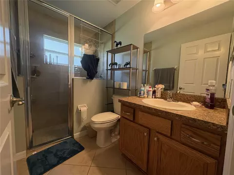 Bath - 3141 NE 95th St, Anthony, FL 32617 photo 5 of 5