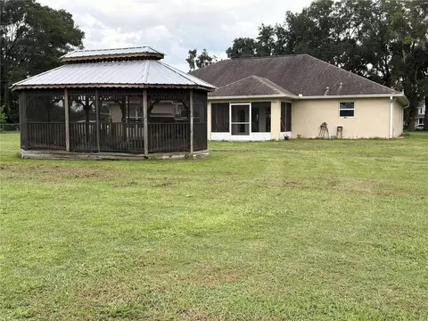 Exterior - 3141 NE 95th St, Anthony, FL 32617 photo 9 of 9
