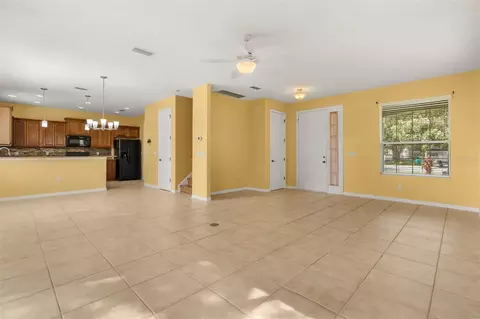 Living - 413 Split Oak Ct, Eustis, FL 32736 photo 1 of 3