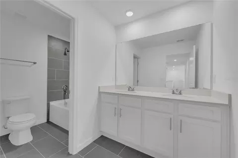Bath - 6056 River Farm Ave, Saint Cloud, FL 34771 photo 3 of 4