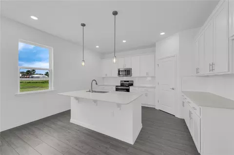 Kitchen - 6056 River Farm Ave, Saint Cloud, FL 34771 photo 2 of 3
