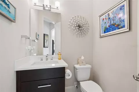 Bath - 11532 Waterstone Loop Dr, Windermere, FL 34786 photo 8 of 8
