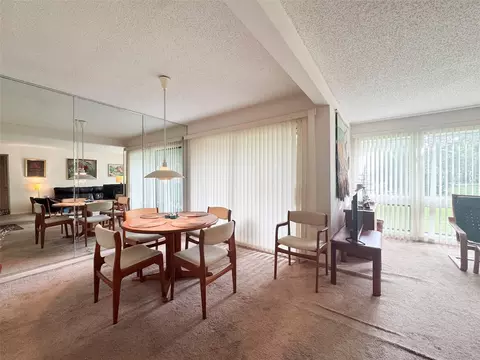 Dining - 5885 Windhover Dr #4E, Orlando, FL 32819 photo 2 of 2