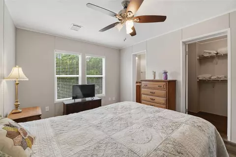 Bedroom - 4340 Cypress Way, Edgewater, FL 32141 photo 2 of 3