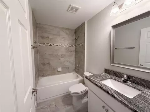 Bath - 5209 SW 128th Pl, Ocala, FL 34473 photo 2 of 2