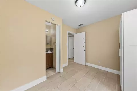 Bedroom - 4324 Elderberry Dr, Orlando, FL 32809 photo 5 of 7