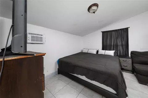 Bedroom - 4324 Elderberry Dr, Orlando, FL 32809 photo 6 of 7