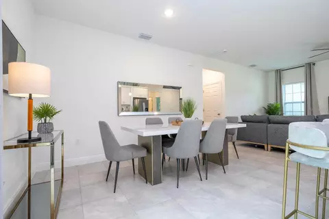 Dining - 2224 SW 146th Loop, Ocala, FL 34473 photo 3 of 5