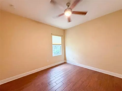 Bedroom - 1121 Thornbury Dr, Parrish, FL 34219 photo 2 of 7
