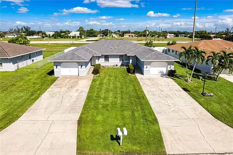 1803 SW Santa Barbara Pl, Cape Coral, FL 33991