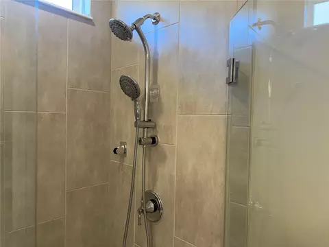 Bath - 2361 Daisy Tree Rd, Saint Cloud, FL 34771 photo 3 of 4