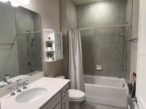 Bath - 2361 Daisy Tree Rd, Saint Cloud, FL 34771 photo 4 of 4