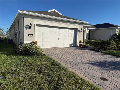 Exterior - 2361 Daisy Tree Rd, Saint Cloud, FL 34771 photo 2 of 7