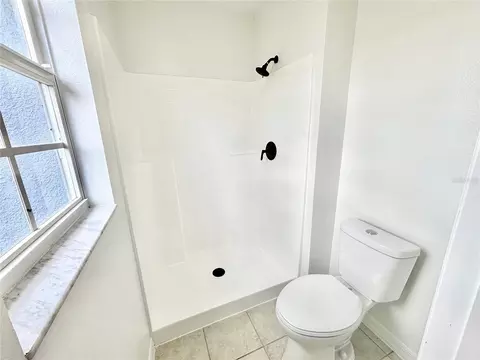 Bath - 509 Ridges Dr, Dundee, FL 33838 photo 4 of 5