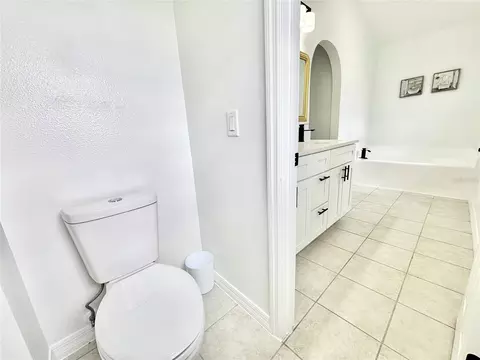 Bath - 509 Ridges Dr, Dundee, FL 33838 photo 5 of 5