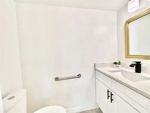 Bath - 509 Ridges Dr, Dundee, FL 33838 photo 1 of 5