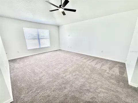 Living - 509 Ridges Dr, Dundee, FL 33838 photo 3 of 5