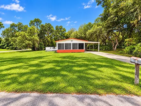 2562 SE 178th Ave, Silver Springs, FL 34488