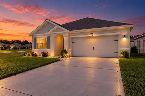 Exterior - 336 Winged Elm Dr, Debary, FL 32713 photo 3 of 9