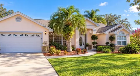 823 Carrigan Ave, Oviedo, FL 32765