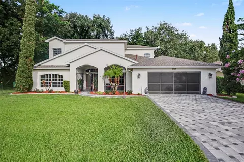 5384 Aurora Dr, Leesburg, FL 34748