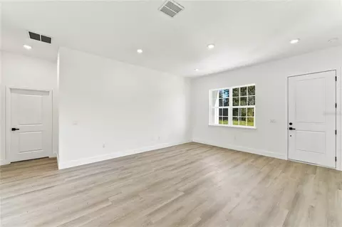 Living - 2378 SW 156th Loop, Ocala, FL 34473 photo 4 of 8