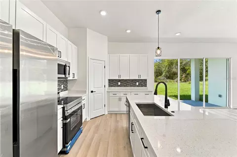 Kitchen - 2378 SW 156th Loop, Ocala, FL 34473 photo 5 of 6