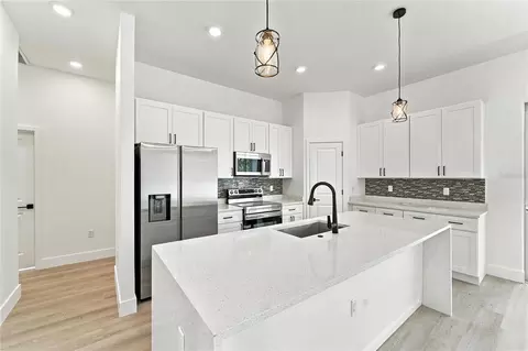 Kitchen - 2378 SW 156th Loop, Ocala, FL 34473 photo 2 of 6
