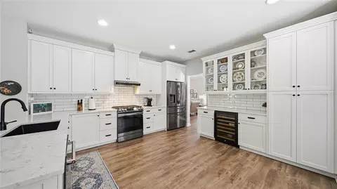 Kitchen - 1725 Highland View Dr, Saint Augustine, FL 32092 photo 4 of 5
