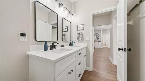 Bath - 1725 Highland View Dr, Saint Augustine, FL 32092 photo 10 of 13