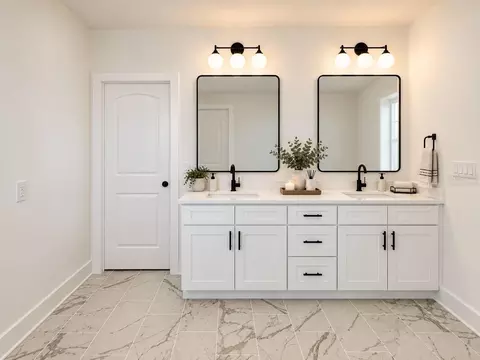Bath - 2507 Fairview Ave, Seffner, FL 33584 photo 1 of 9