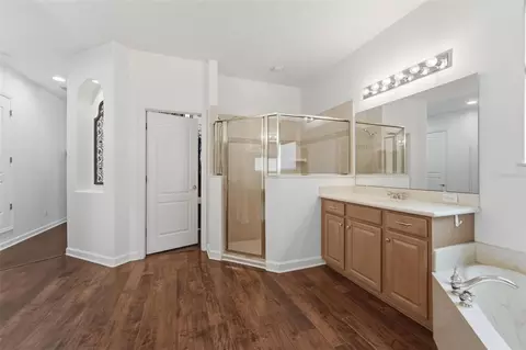 Bath - 3272 Beazer Dr, Ocoee, FL 34761 photo 2 of 4