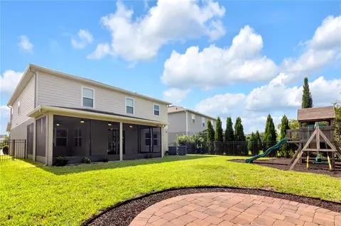 Exterior - 17104 Goldcrest Loop, Clermont, FL 34714 photo 8 of 11