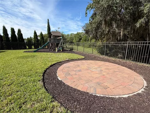 Exterior - 17104 Goldcrest Loop, Clermont, FL 34714 photo 10 of 11