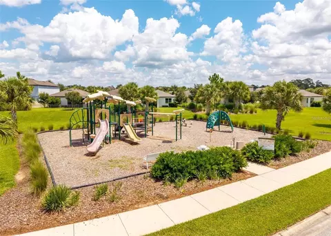 View/Area - 17104 Goldcrest Loop, Clermont, FL 34714 photo 6 of 6