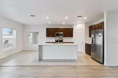 Kitchen - 4108 Deermoss Dr, Clermont, FL 34714 photo 1 of 3