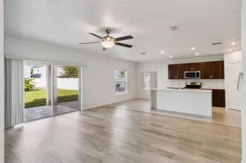 Living - 4108 Deermoss Dr, Clermont, FL 34714 photo 6 of 6