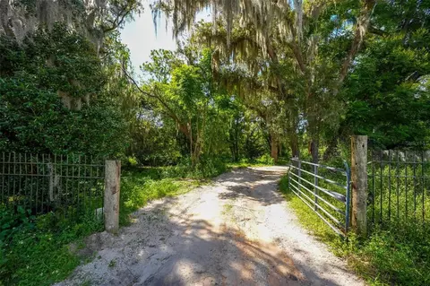 696 N Sunset Dr, Mount Dora, FL 32757 photo 6