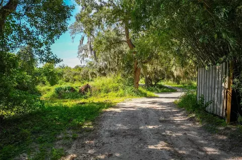 696 N Sunset Dr, Mount Dora, FL 32757 photo 8