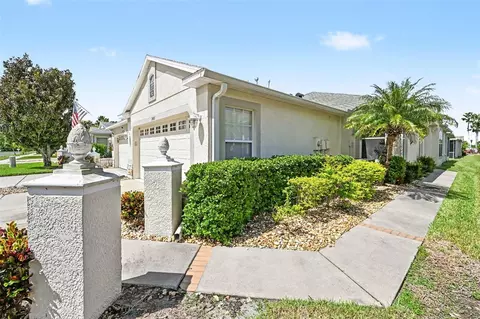Exterior - 11426 Cambray Creek Loop, Riverview, FL 33579 photo 4 of 6