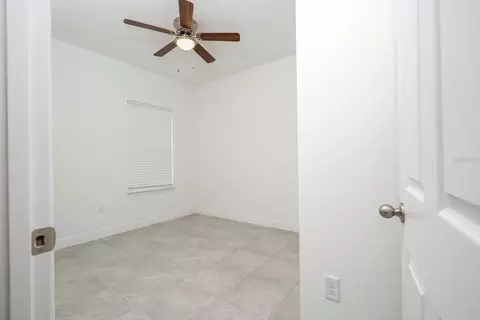 Bedroom - 14882 SW 24th Cir, Ocala, FL 34473 photo 6 of 19