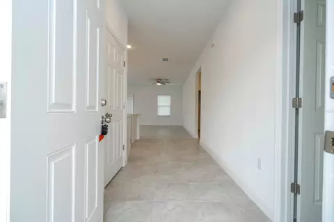 Entry Way - 14882 SW 24th Cir, Ocala, FL 34473 photo 1 of 3