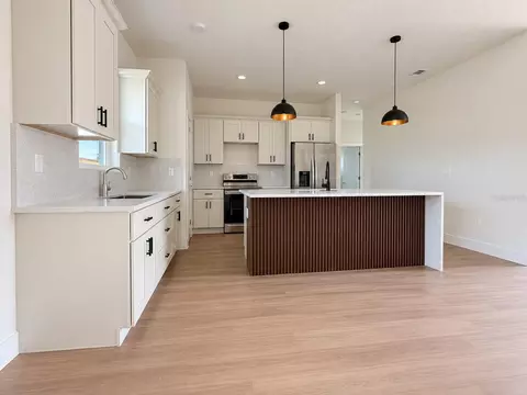 Kitchen - 3955 SW 138th Pl, Ocala, FL 34473 photo 2 of 3