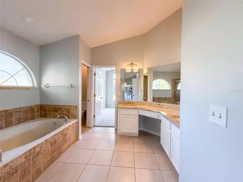 Bath - 9703 Glenpointe Dr, Riverview, FL 33569 photo 1 of 8