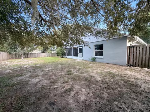 Exterior - 9703 Glenpointe Dr, Riverview, FL 33569 photo 4 of 5