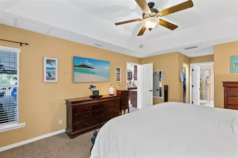 Bedroom - 1206 Lakeshore Dr, Mount Dora, FL 32757 photo 2 of 4