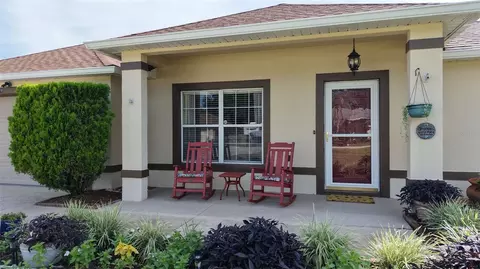 Exterior - 10828 Crescent Ridge Loop, Clermont, FL 34711 photo 2 of 10