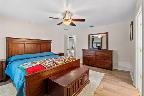 Bedroom - 10828 Crescent Ridge Loop, Clermont, FL 34711 photo 2 of 6