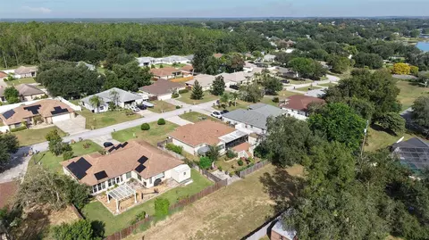 View/Area - 10828 Crescent Ridge Loop, Clermont, FL 34711 photo 3 of 4