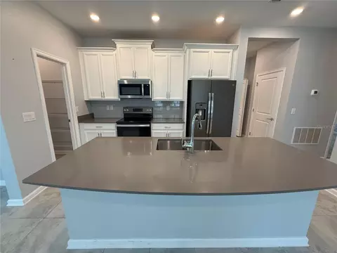 Kitchen - 3417 Sagebrush St, Saint Cloud, FL 34773 photo 1 of 3